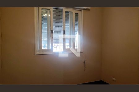 Casa à venda com 3 quartos, 180m² em Vila Cordeiro, São Paulo