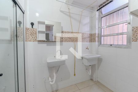 Banheiro de kitnet/studio para alugar com 1 quarto, 39m² em Bela Vista, São Paulo