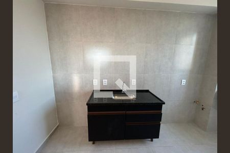 Apartamento à venda com 2 quartos, 48m² em Chácaras Califórnia, Contagem