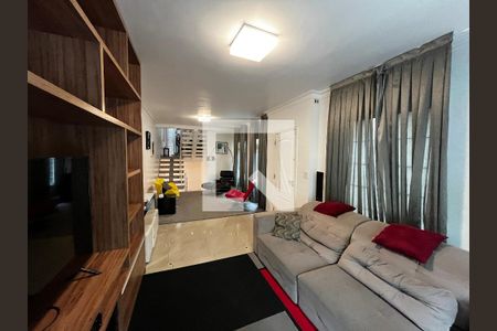 Sala de casa para alugar com 3 quartos, 223m² em Água Fria, São Paulo