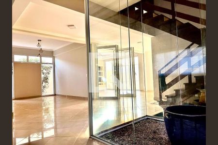 Sala de casa de condomínio para alugar com 4 quartos, 402m² em Residencial Paineiras, Paulínia