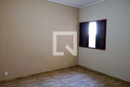 Quarto 1 de casa para alugar com 4 quartos, 150m² em Km 18, Osasco