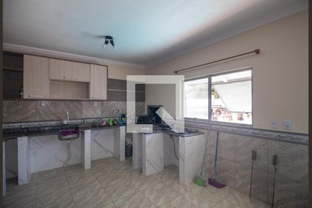 Cozinha de casa para alugar com 3 quartos, 200m² em Cristal, Porto Alegre