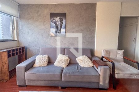 Sala de apartamento para alugar com 2 quartos, 73m² em Cerqueira César, São Paulo
