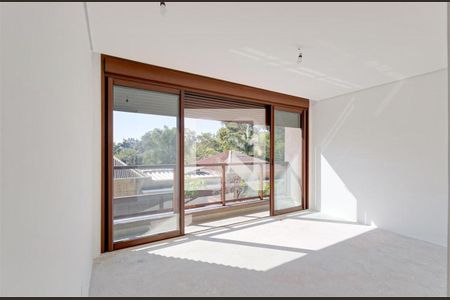 Casa à venda com 4 quartos, 664m² em Jardim dos Estados, São Paulo