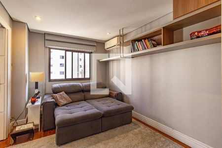 Sala de TV de apartamento para alugar com 3 quartos, 190m² em Indianópolis, São Paulo
