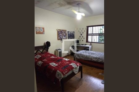 Casa à venda com 4 quartos, 234m² em Jardim Novo Mundo, São Paulo