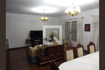 Casa à venda com 4 quartos, 234m² em Jardim Novo Mundo, São Paulo