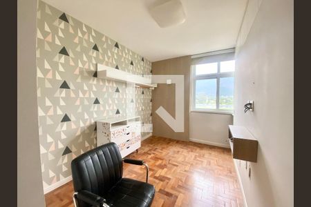 Quarto  de apartamento à venda com 3 quartos, 82m² em Leblon, Rio de Janeiro