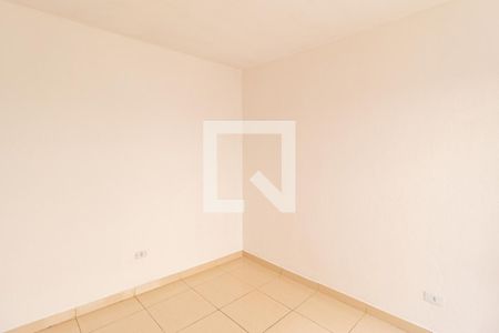 Quarto de casa para alugar com 1 quarto, 32m² em Vila Jussara, Carapicuíba
