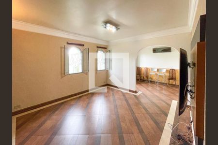 Casa à venda com 4 quartos, 232m² em Jardim Bela Vista, Santo André