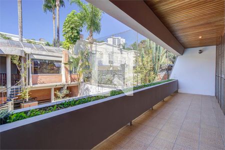 Casa à venda com 5 quartos, 595m² em Santo Amaro, São Paulo