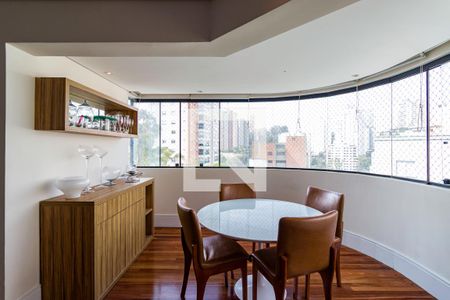 Sacada de apartamento à venda com 3 quartos, 117m² em Vila Andrade, São Paulo
