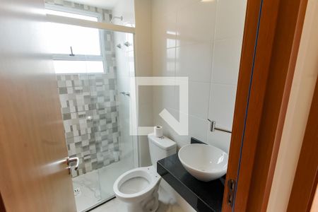 Banheiro de apartamento para alugar com 2 quartos, 41m² em Parque Esmeralda, São Paulo