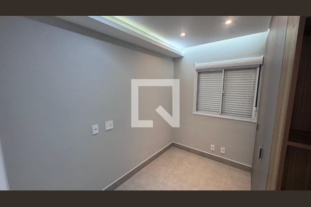 Quarto 1 de apartamento para alugar com 2 quartos, 43m² em Jardim Ipaussurama, Campinas