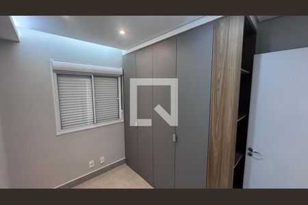 Quarto 1 de apartamento para alugar com 2 quartos, 43m² em Jardim Ipaussurama, Campinas