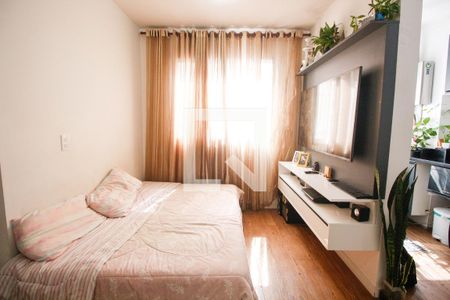 Sala de apartamento para alugar com 2 quartos, 40m² em Parque Reboucas, São Paulo