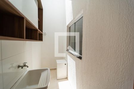 Área de Serviço de casa de condomínio para alugar com 2 quartos, 63m² em Penha de França, São Paulo