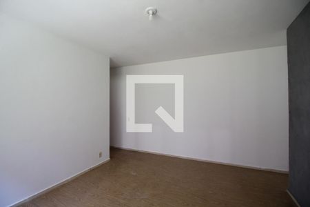 Sala de apartamento para alugar com 2 quartos, 52m² em Taquara, Rio de Janeiro