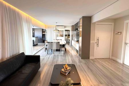 Apartamento à venda com 3 quartos, 220m² em Santa Teresinha, São Paulo