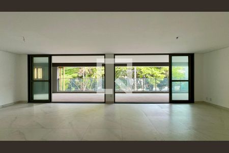 Sala de apartamento à venda com 4 quartos, 277m² em Sumaré, São Paulo
