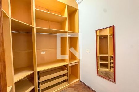 Closet da Suíte de casa para alugar com 3 quartos, 212m² em Parque dos Passaros, São Bernardo do Campo