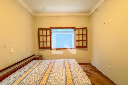 Suíte de casa para alugar com 3 quartos, 212m² em Parque dos Passaros, São Bernardo do Campo
