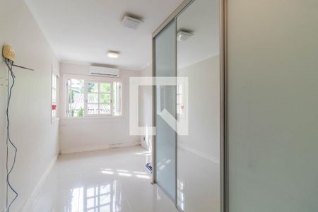 Quarto 2 de casa à venda com 5 quartos, 244m² em Santa Tereza, Porto Alegre