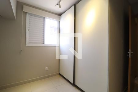 Quarto  de apartamento para alugar com 2 quartos, 65m² em Bosque dos Buritis, Uberlândia