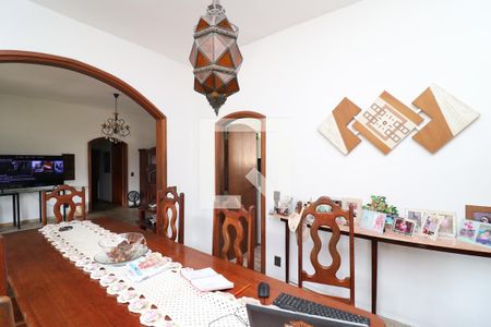 Sala de casa para alugar com 5 quartos, 500m² em Pitangueiras, Rio de Janeiro
