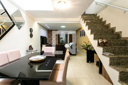 Sala de casa para alugar com 3 quartos, 200m² em Vila Santa Isabel, São Paulo