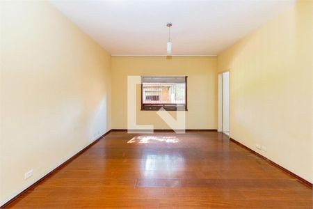 Casa à venda com 4 quartos, 300m² em Jardim Prudência, São Paulo