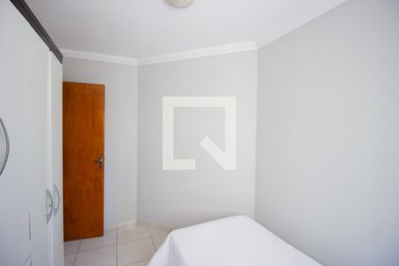 Quarto 2 de apartamento para alugar com 2 quartos, 47m² em Ingá, Betim
