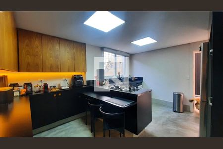 Casa à venda com 3 quartos, 160m² em Santo Amaro, São Paulo