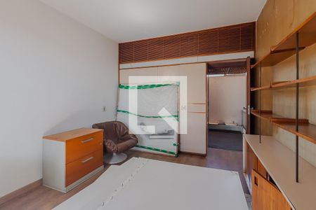 Quarto 1 de casa à venda com 4 quartos, 570m² em Jardim Paulista, São Paulo