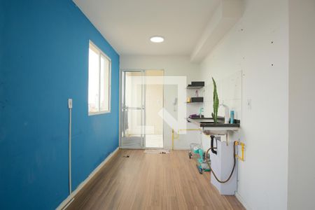 Sala/Cozinha de apartamento para alugar com 1 quarto, 29m² em Vila Esperança, São Paulo