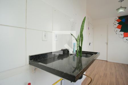 Sala/Cozinha de apartamento para alugar com 1 quarto, 29m² em Vila Esperança, São Paulo