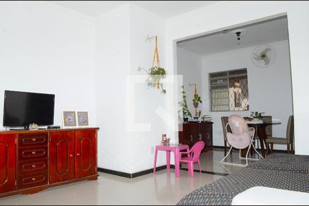 Sala de casa para alugar com 4 quartos, 280m² em Ribeiro de Abreu, Belo Horizonte