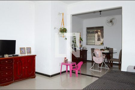 Sala de casa para alugar com 4 quartos, 280m² em Ribeiro de Abreu, Belo Horizonte