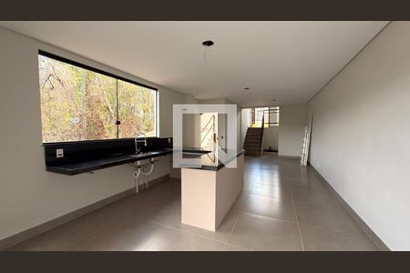 Casa à venda com 3 quartos, 133m² em Vila Rica, Lagoa Santa