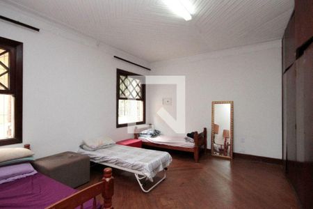 Casa à venda com 4 quartos, 350m² em Pacaembu, São Paulo