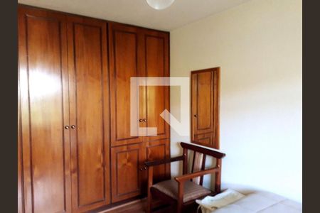 Casa à venda com 2 quartos, 260m² em Indianópolis, São Paulo