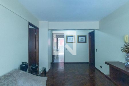 Sala de TV de apartamento para alugar com 3 quartos, 222m² em Batel, Curitiba