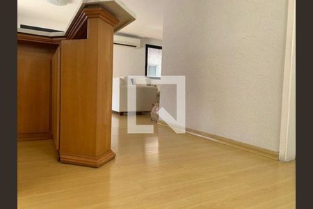 Apartamento à venda com 3 quartos, 250m² em Santa Cecilia, São Paulo