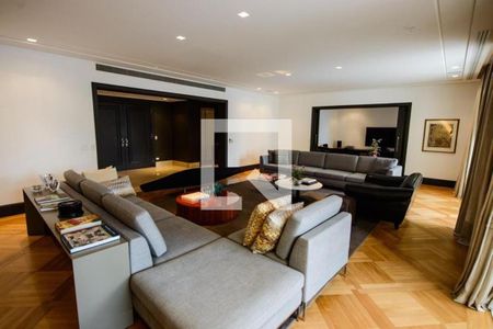 Apartamento à venda com 4 quartos, 580m² em Cerqueira César, São Paulo