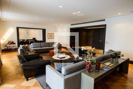 Apartamento à venda com 4 quartos, 580m² em Cerqueira César, São Paulo