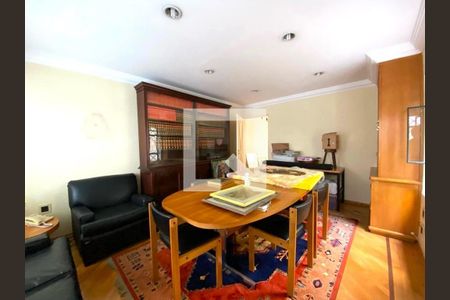 Casa à venda com 3 quartos, 180m² em Jardim Paulista, São Paulo