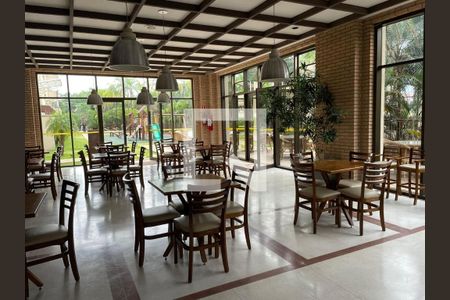 Apartamento à venda com 3 quartos, 260m² em Água Branca, São Paulo