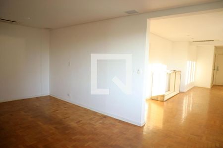 Apartamento à venda com 3 quartos, 169m² em Jardim Europa, São Paulo