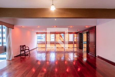Apartamento à venda com 3 quartos, 337m² em Higienópolis, São Paulo